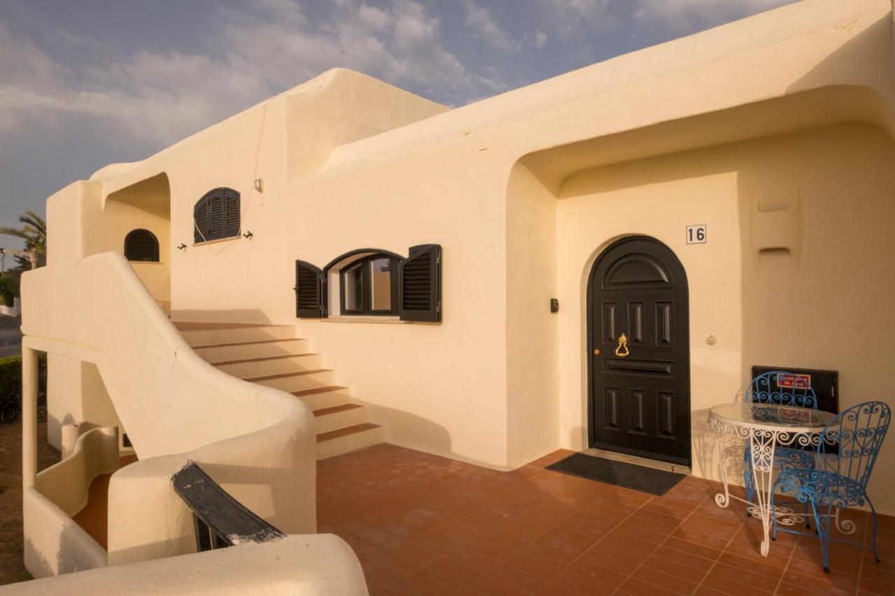 Cozy Beach Apartment W/ Sea View, Free Parking & Ac Carvoeiro  Exterior foto